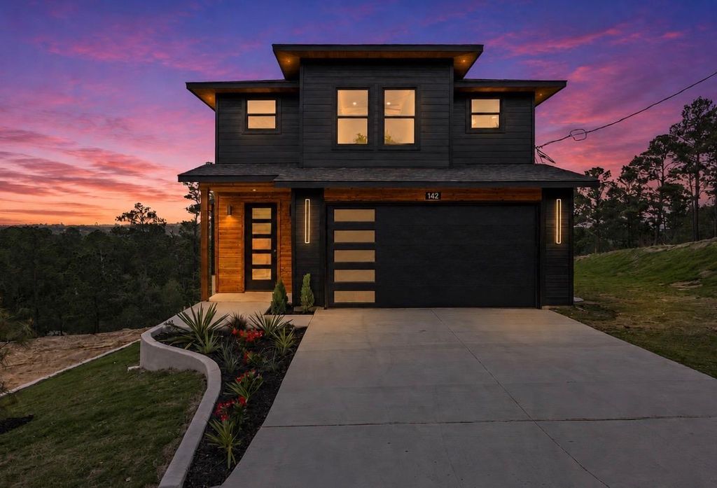 142 Mahalo CT, Bastrop, TX 78602