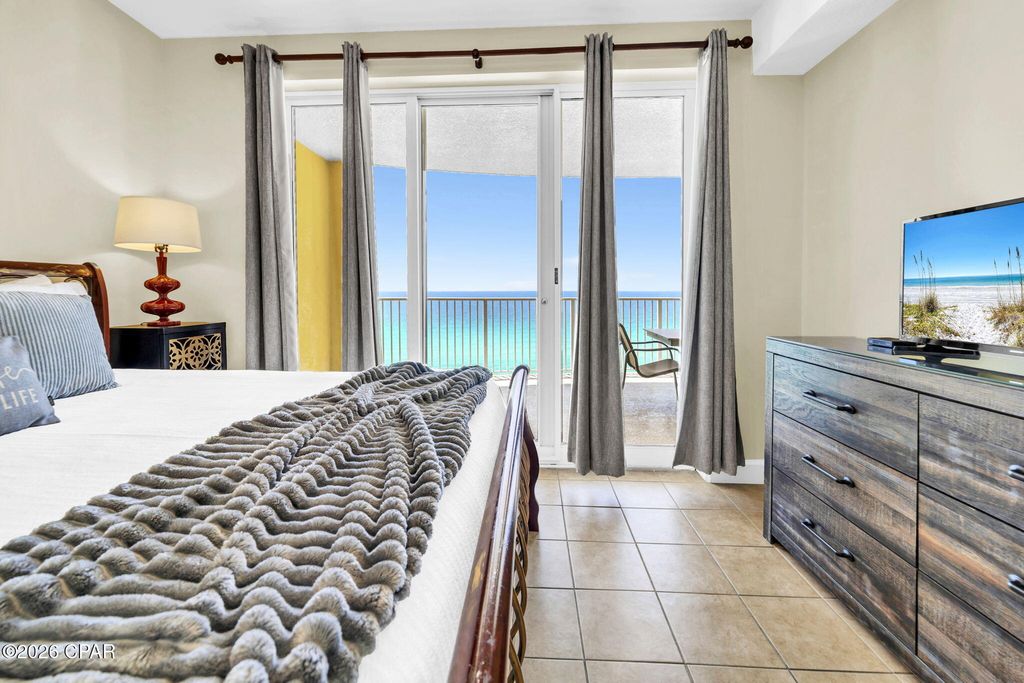 Image 10 of property listing at 17545 Front Beach Road 1108, Panama City Beach, FL 32413