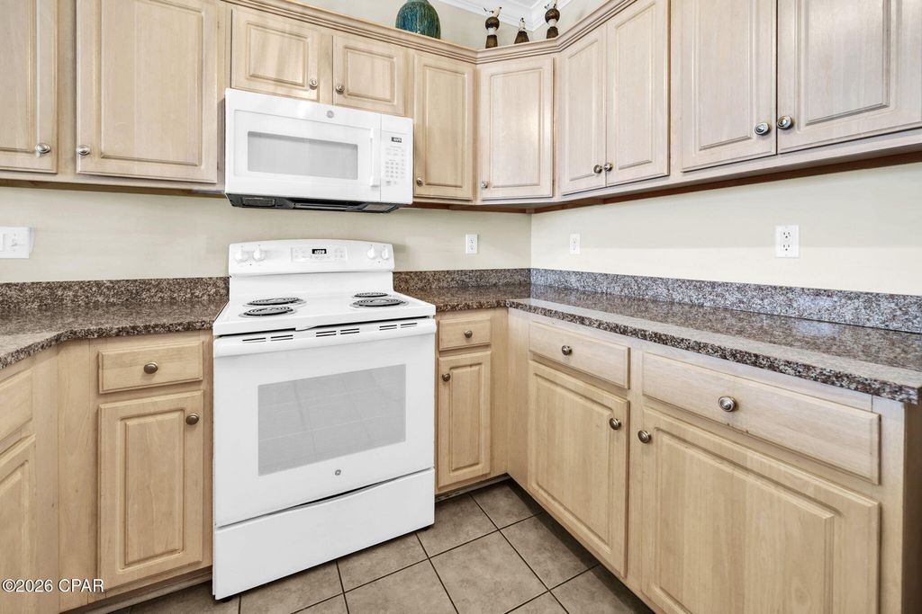 Image 17 of property listing at 17545 Front Beach Road 1108, Panama City Beach, FL 32413