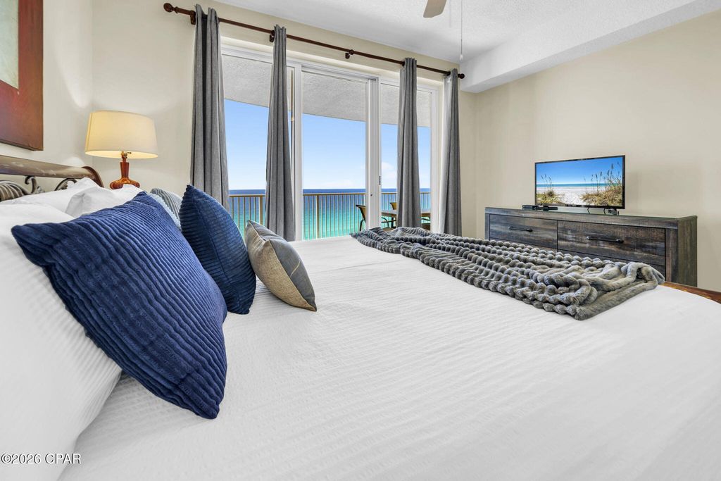 Image 9 of property listing at 17545 Front Beach Road 1108, Panama City Beach, FL 32413