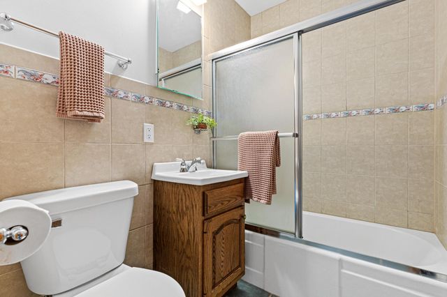 1658 Sherburne Avenue, Saint Paul, MN 55104