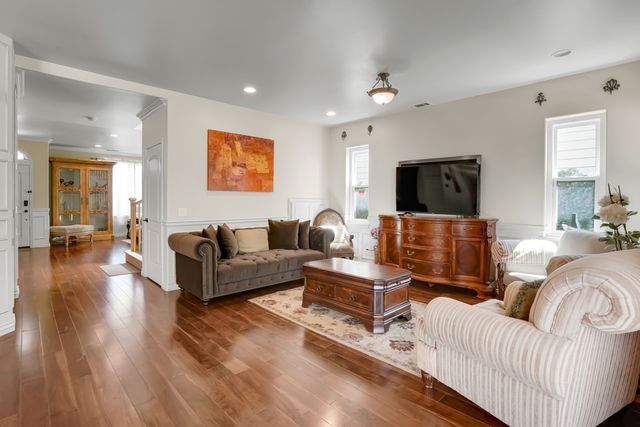 7027 N Muscatel, San Gabriel, CA 91775