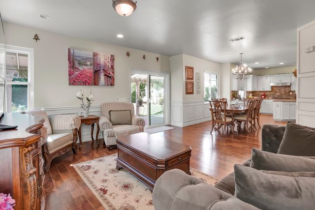 7027 N Muscatel, San Gabriel, CA 91775
