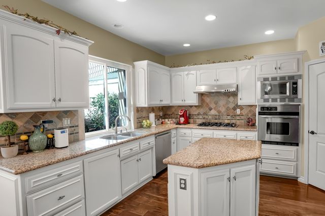 7027 N Muscatel, San Gabriel, CA 91775