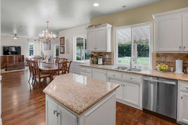 7027 N Muscatel, San Gabriel, CA 91775