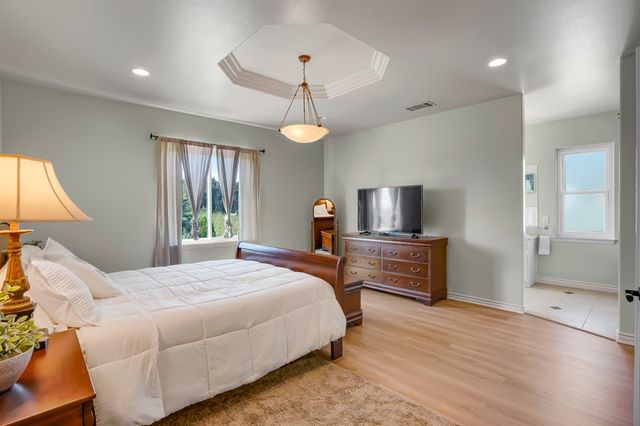 7027 N Muscatel, San Gabriel, CA 91775