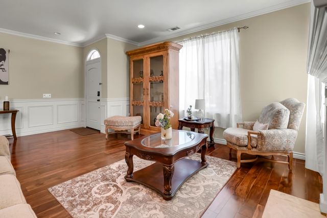 7027 N Muscatel, San Gabriel, CA 91775
