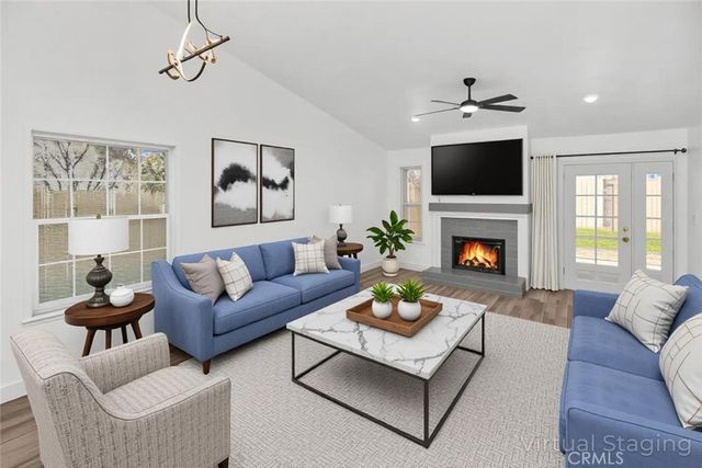 7704 River Mist Avenue, Bakersfield, CA 93313