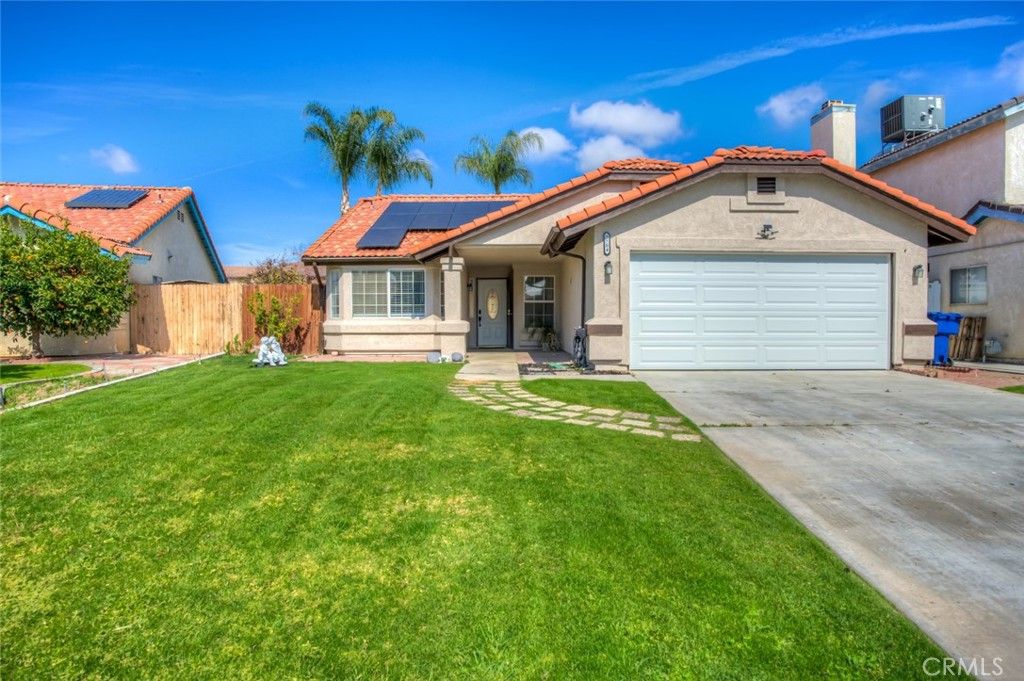 7704 River Mist Avenue, Bakersfield, CA 93313