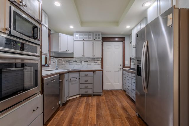 3285 Blackthorn Way, Medford, OR 97504