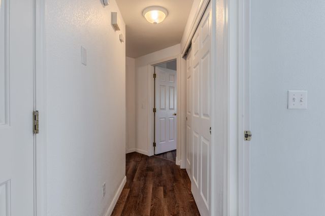 3285 Blackthorn Way, Medford, OR 97504