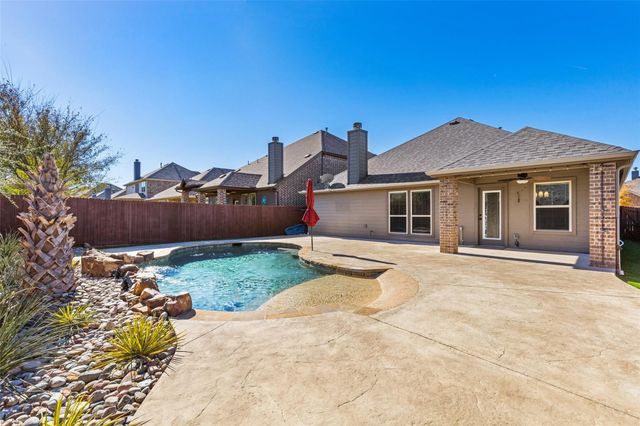 205 Whitman Drive, Mckinney, TX 75072