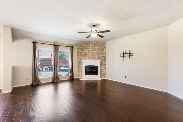205 Whitman Drive, Mckinney, TX 75072