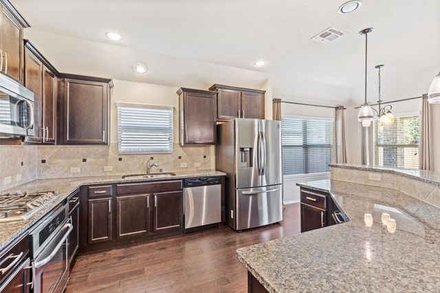 205 Whitman Drive, Mckinney, TX 75072