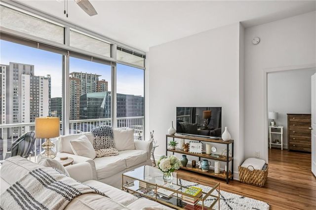 44 Peachtree Place NW 1434, Atlanta, GA 30309