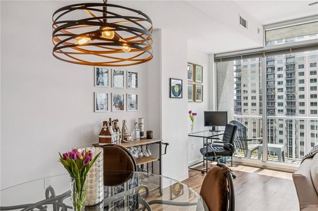 44 Peachtree Place NW 1434, Atlanta, GA 30309