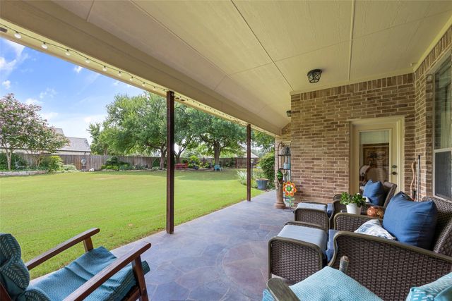 223 Deer Creek Drive, Aledo, TX 76008