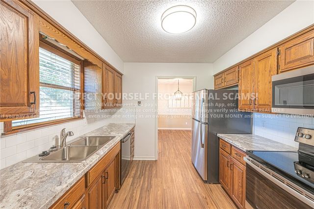 14182 Mhoon Road, Fayetteville, AR 72701