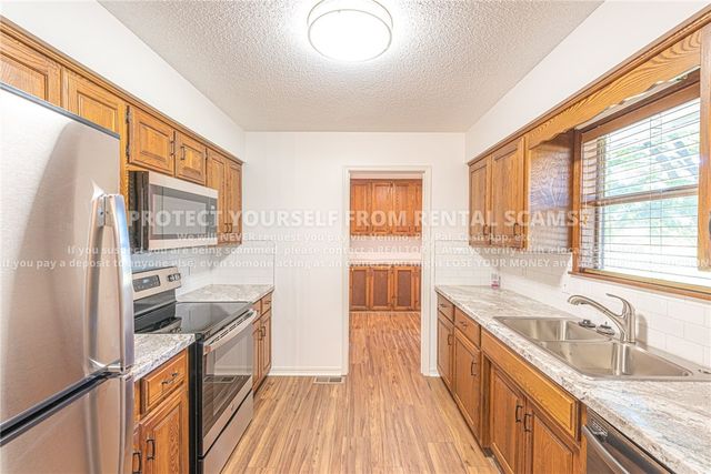 14182 Mhoon Road, Fayetteville, AR 72701