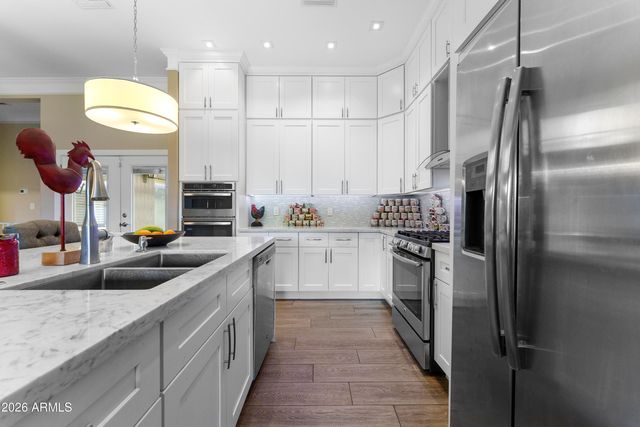 3025 E CAMPBELL Avenue, Phoenix, AZ 85016