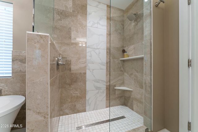 3025 E CAMPBELL Avenue, Phoenix, AZ 85016