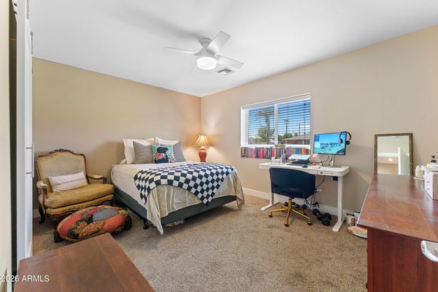 3025 E CAMPBELL Avenue, Phoenix, AZ 85016