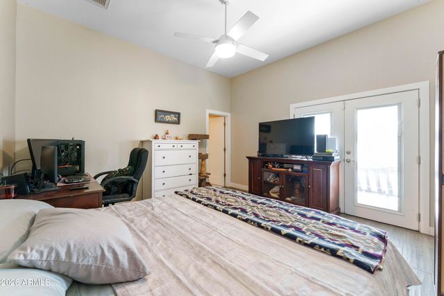 3025 E CAMPBELL Avenue, Phoenix, AZ 85016