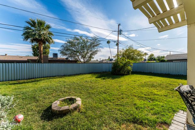3025 E CAMPBELL Avenue, Phoenix, AZ 85016