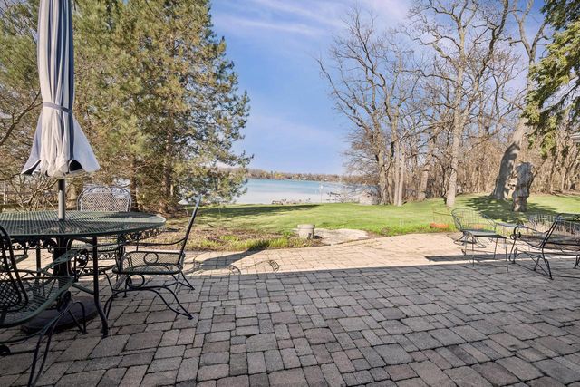 9410 402nd AVENUE, Genoa City, WI 53128