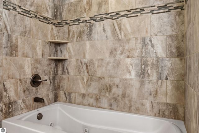 4588 Kodiak Drive, Traverse City, MI 49685