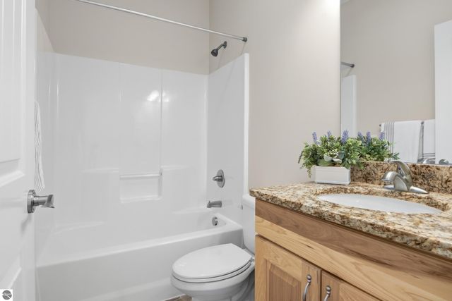 4588 Kodiak Drive, Traverse City, MI 49685