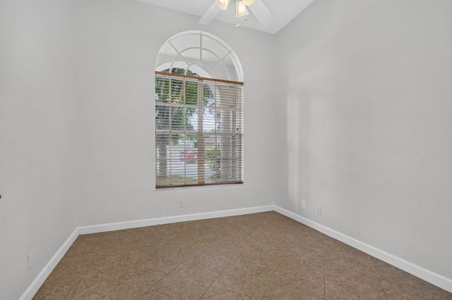 4003 W Hamilton Key, West Palm Beach, FL 33411