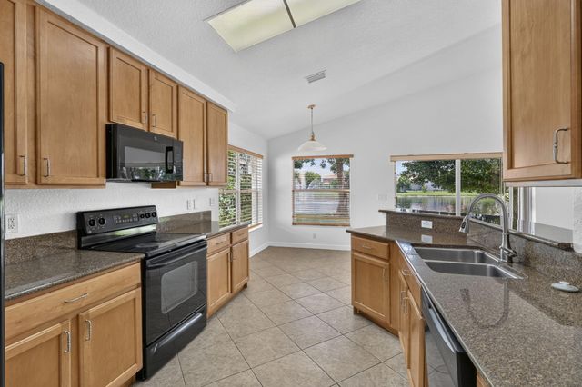 4003 W Hamilton Key, West Palm Beach, FL 33411