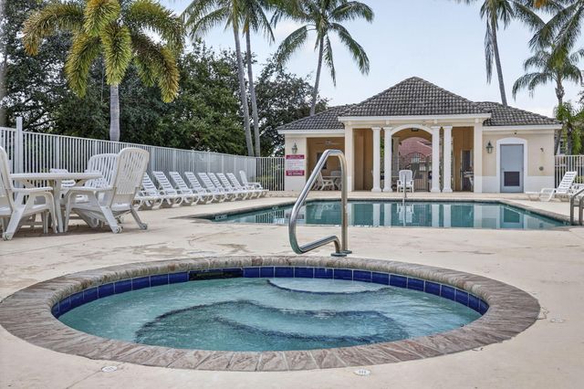 4003 W Hamilton Key, West Palm Beach, FL 33411