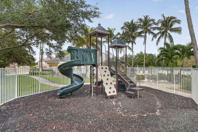 4003 W Hamilton Key, West Palm Beach, FL 33411