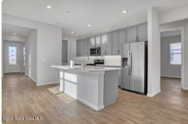 9023 W Nixie Avenue, Melbourne, FL 32940