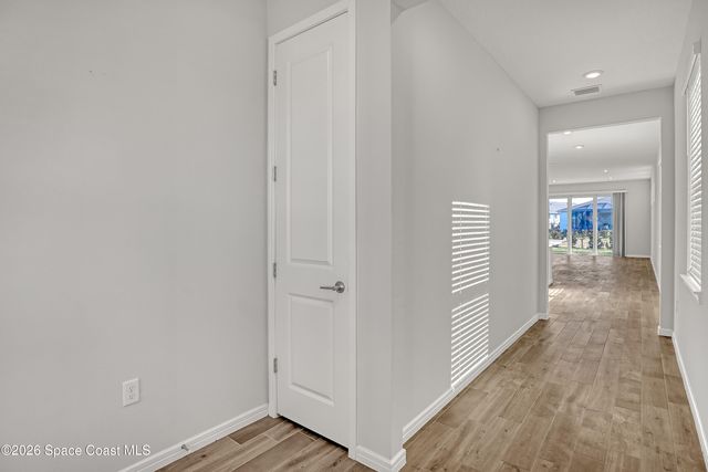 9023 W Nixie Avenue, Melbourne, FL 32940