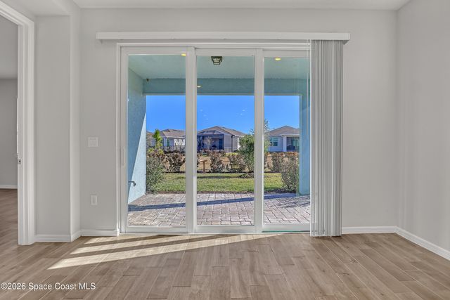 9023 W Nixie Avenue, Melbourne, FL 32940