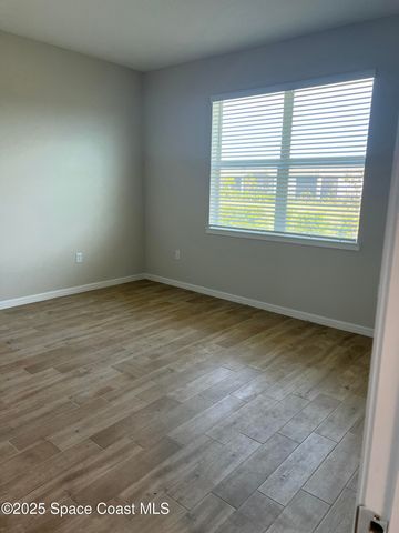 9023 W Nixie Avenue, Melbourne, FL 32940