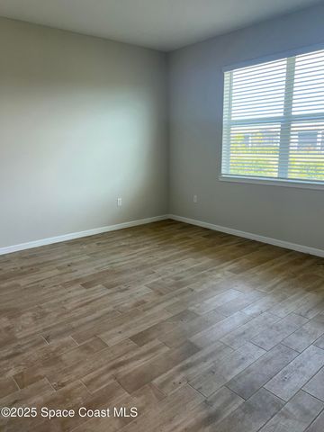 9023 W Nixie Avenue, Melbourne, FL 32940