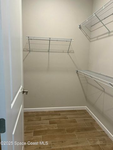 9023 W Nixie Avenue, Melbourne, FL 32940