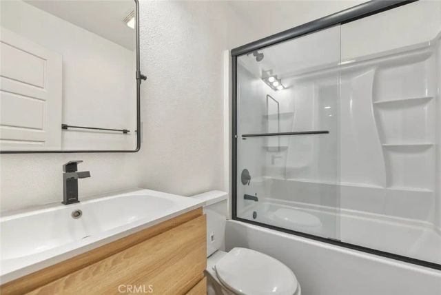 726 W Franklin, Pomona, CA 91766