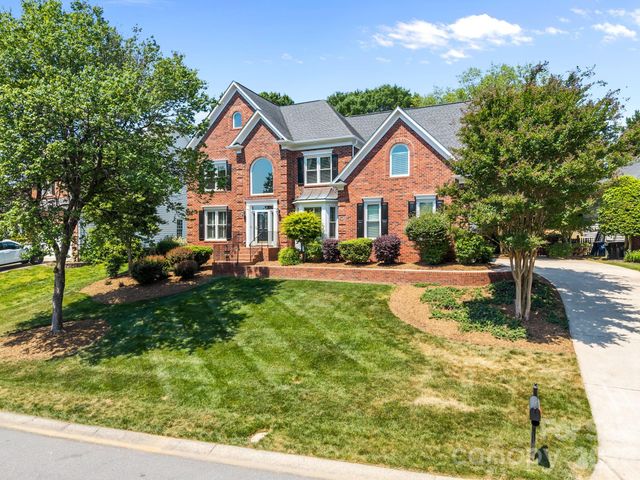 15540 Northstone Drive, Huntersville, NC 28078