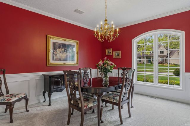 8610 Oakcliff Court, Fort Wayne, IN 46825