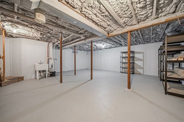 20 Mid Iron Dr 20, North Reading, MA 01864