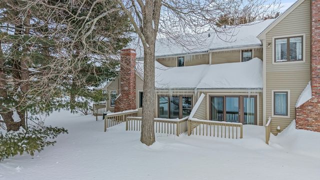 20 Mid Iron Dr 20, North Reading, MA 01864