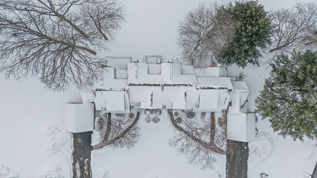 20 Mid Iron Dr 20, North Reading, MA 01864