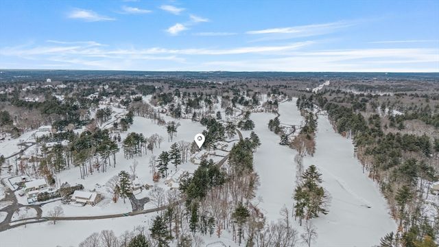 20 Mid Iron Dr 20, North Reading, MA 01864