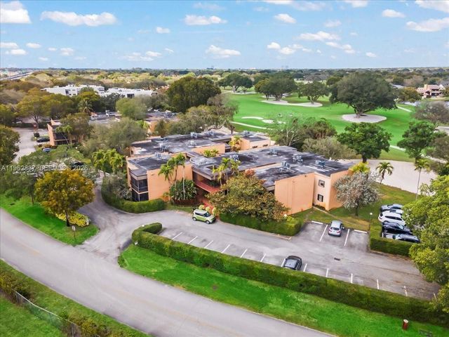 8851 N New River Canal Rd 16E, Plantation, FL 33324