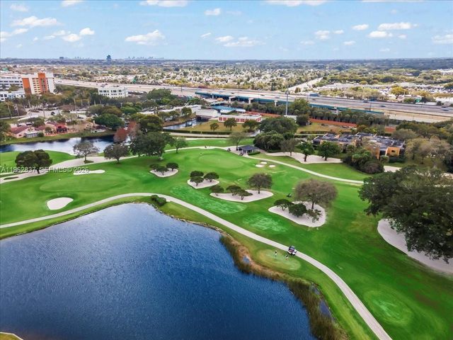 8851 N New River Canal Rd 16E, Plantation, FL 33324